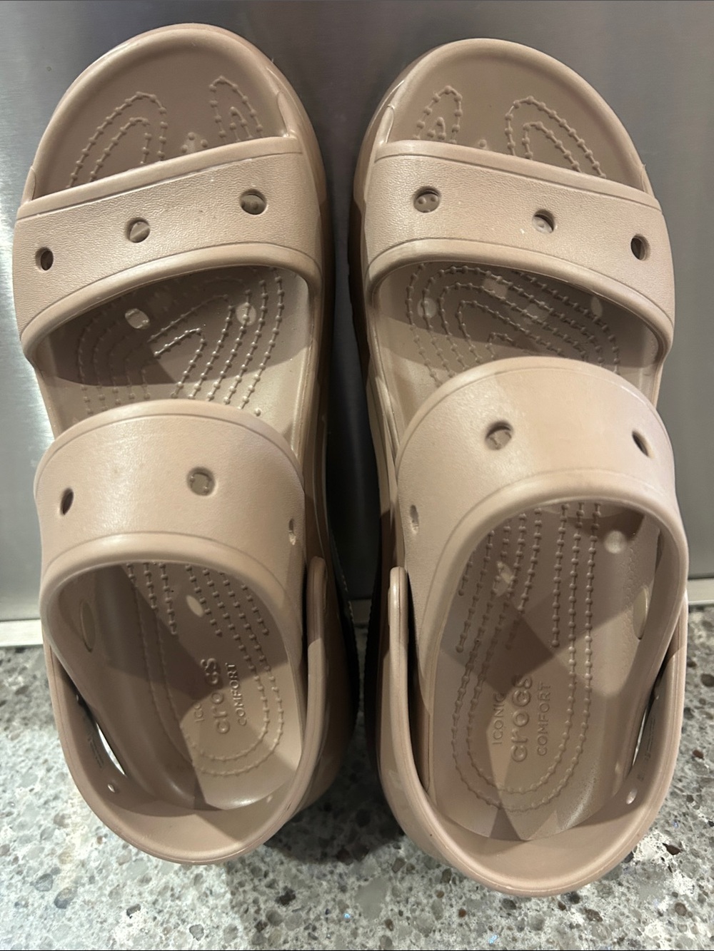 Crocs Classic Mega Crush Unisex Adult Sandals